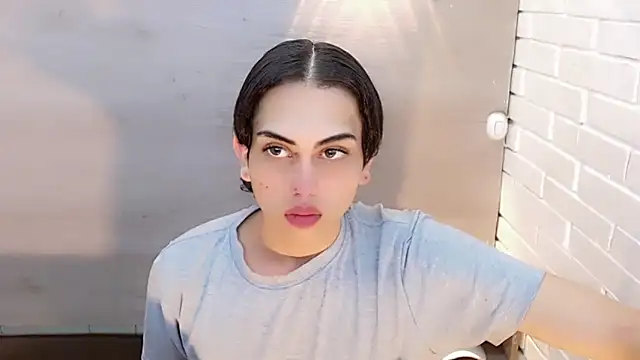 Daniela Pink  online show from 10/14/25, 07:36