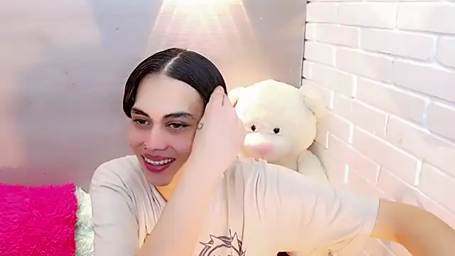 Daniela Pink  online show from 10/10/25, 07:58