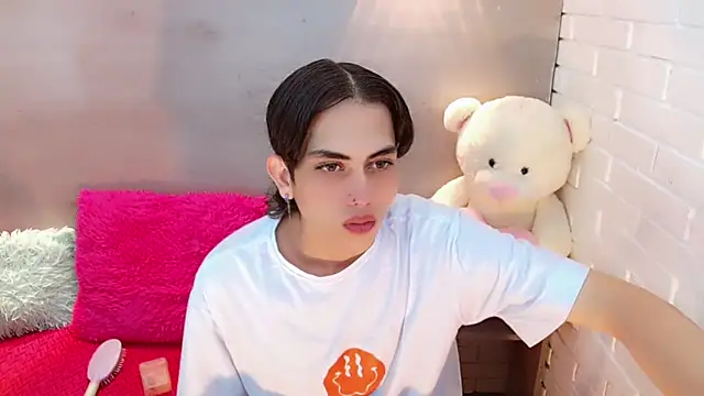 Daniela Pink  online show from 09/26/25, 07:43