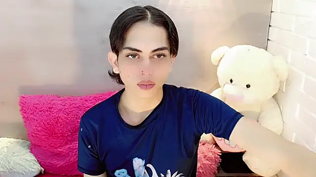 Daniela Pink  online show from 09/10/25, 07:46