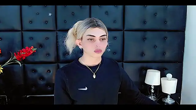 Daniela Pink  online show from 02/17/26, 07:11