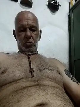 FabiQuilmes online show from 03/03/26, 04:58