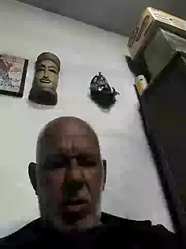 FabiQuilmes online show from 09/21/25, 04:06