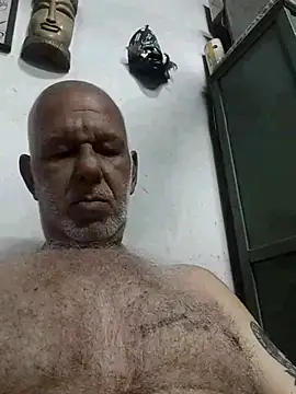 FabiQuilmes online show from 03/22/25, 01:32