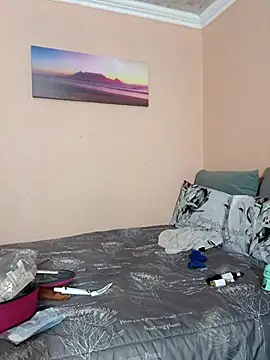 Fantasy1976 online show from 03/27/26, 06:42