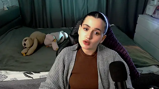 KiraYammy online show from 02/12/26, 10:31