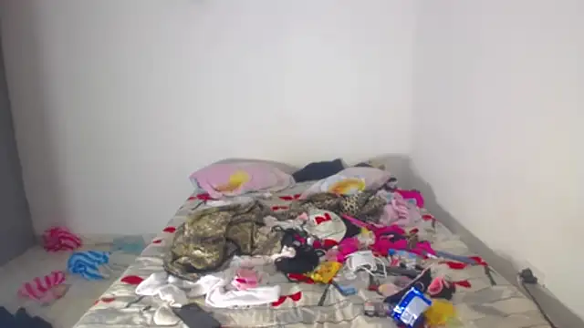 barbara anal squirt  online show from 04/21/26, 01:42