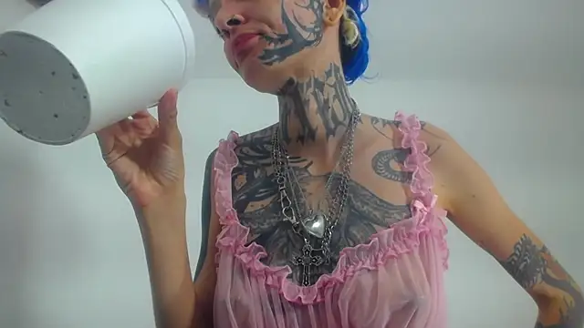 barbara anal squirt  online show from 05/20/26, 12:13