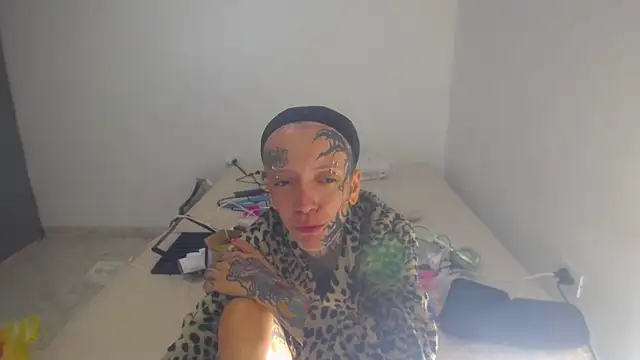 barbara anal squirt  online show from 04/30/26, 05:42