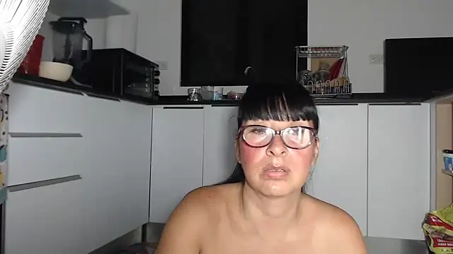 HellenLatin online show from 03/17/26, 06:38