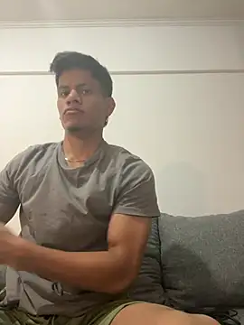 bbchocolate27 online show from 04/13/26, 11:31