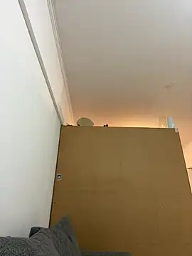 bbchocolate27 online show from 04/17/26, 01:08