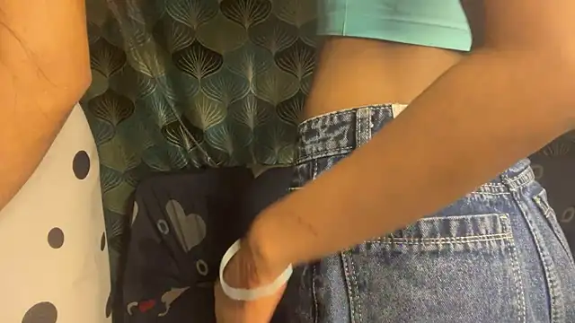 Snapshot of shuhana_ chatting on 02/20/26, 06:19 shuhana online show from 02/20/26, 06:19