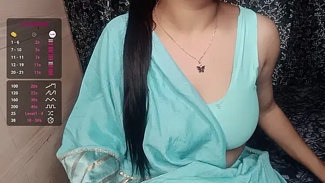 Snapshot of shuhana_ chatting on 02/22/25, 04:18 shuhana online show from 02/22/25, 04:18