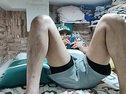 Snapshot of Magicman09@xh chatting on 02/23/26, 04:36 Magicman09xh online show from 02/23/26, 04:36