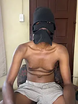 Gifttheskimaskboy online show from 01/13/26, 10:52