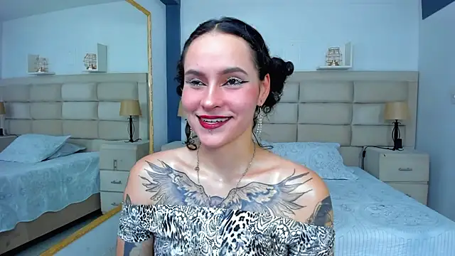 Snapshot of AnnyThompson_ chatting on 09/10/25, 09:47 AnnyThompson online show from 09/10/25, 09:47