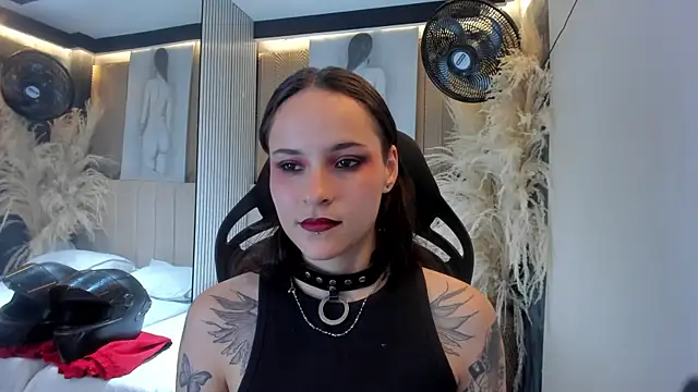 AnnyThompson  online show from 04/02/26, 09:32