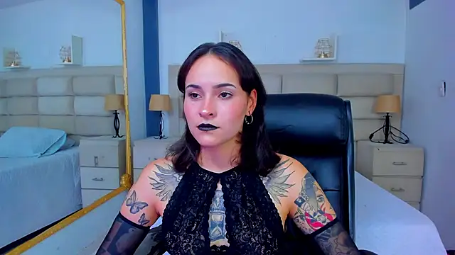 AnnyThompson  online show from 10/22/25, 09:24