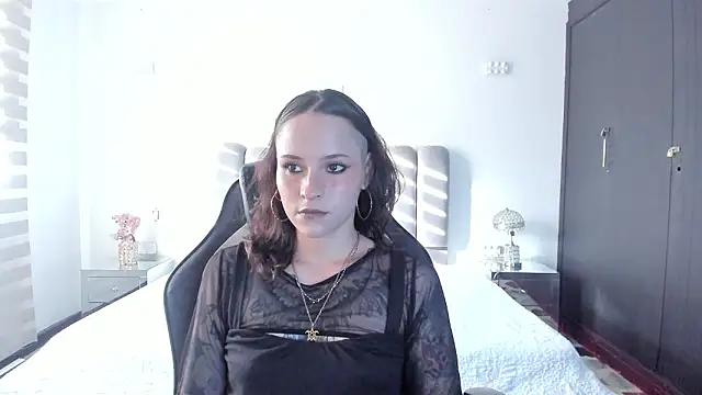 AnnyThompson  online show from 03/11/26, 10:04