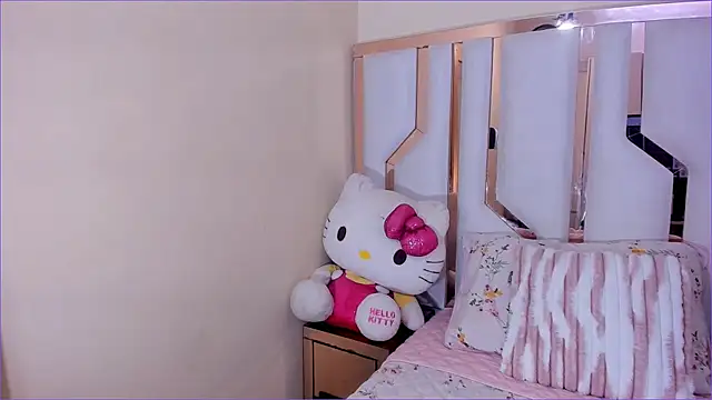 TifanyChill online show from 10/06/25, 06:41