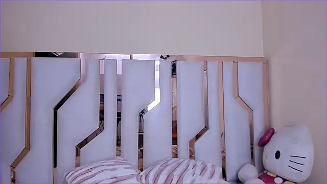 TifanyChill online show from 11/09/25, 06:01