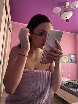 Kristis43 online show from 05/20/26, 10:01