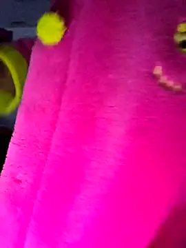 Snapshot of altinya chatting on 11/25/25, 07:47 altinya online show from 11/25/25, 07:47