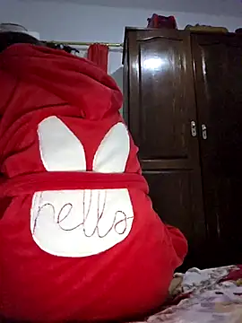 Snapshot of altinya chatting on 11/26/25, 06:19 altinya online show from 11/26/25, 06:19