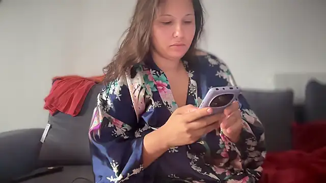 minette-sexy online show from 09/10/25, 08:13