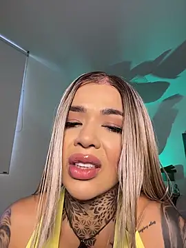 milaivanova online show from 11/20/25, 08:53