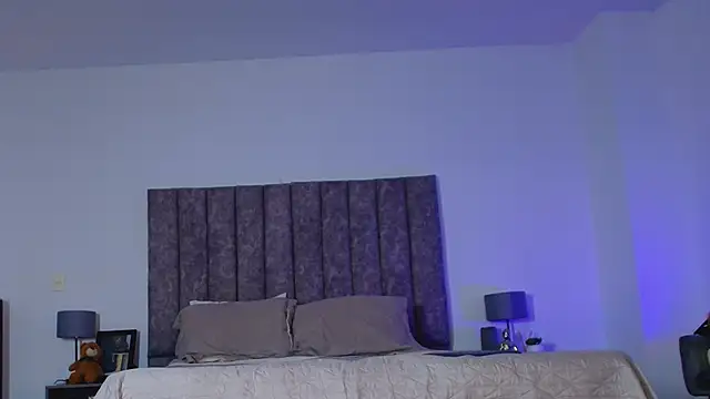 milaivanova online show from 09/19/25, 11:25