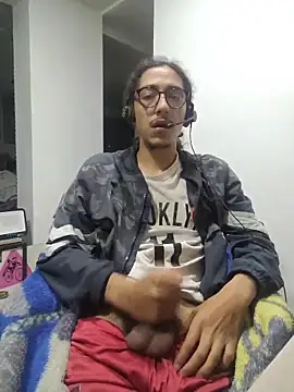 dirtytw0230 online show from 03/17/26, 08:39