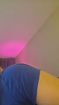we8camgirl online show from 10/27/25, 08:48