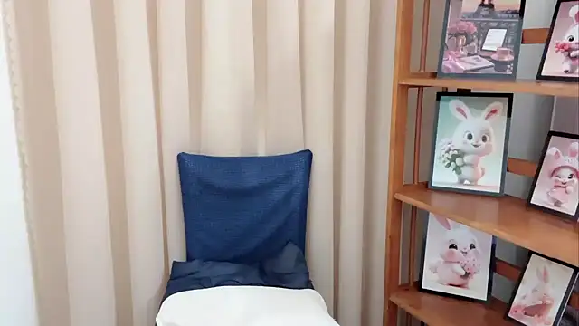 KaleAnisa online show from 03/11/26, 01:21