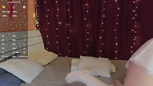 AnastasiiaFox online show from 11/03/25, 08:40