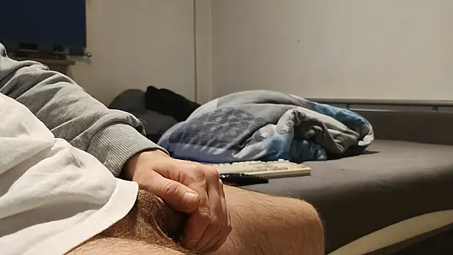Alphapimmelchen online show from 02/12/25, 04:33