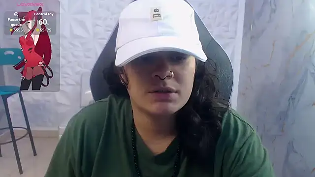 Snapshot of snowflake_xxx chatting on 02/12/26, 02:00 snowflake xxx online show from 02/12/26, 02:00