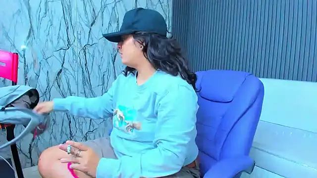 snowflake xxx online show from 03/23/26, 02:44