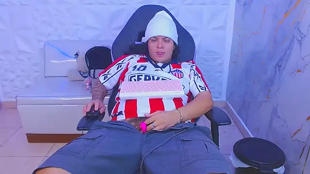 snowflake xxx online show from 03/11/26, 02:27