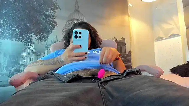 snowflake xxx online show from 09/30/25, 11:00