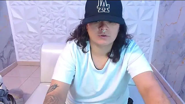 snowflake xxx online show from 03/28/26, 01:06