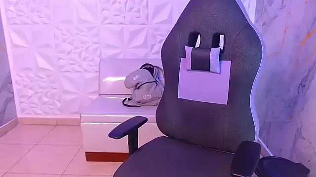 snowflake xxx online show from 03/04/26, 04:31