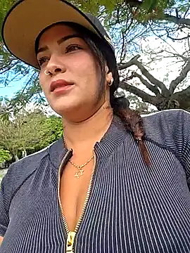 camiysebas21 online show from 05/10/26, 07:16