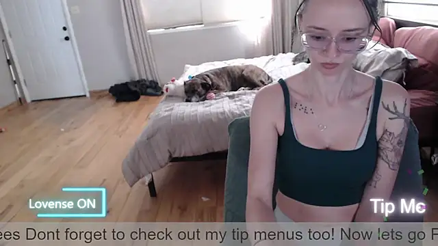 Plantbabeee online show from 05/19/26, 05:31