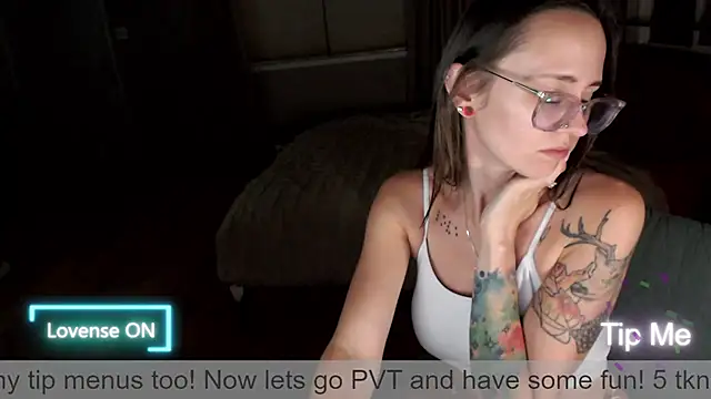 Plantbabeee online show from 06/05/26, 04:06