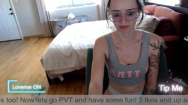 Plantbabeee online show from 03/20/26, 04:30