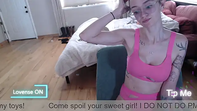 Plantbabeee online show from 05/14/26, 05:21