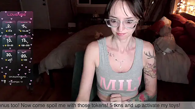 Plantbabeee online show from 03/21/25, 03:22