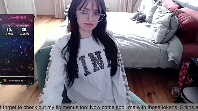 Plantbabeee online show from 01/27/25, 04:54